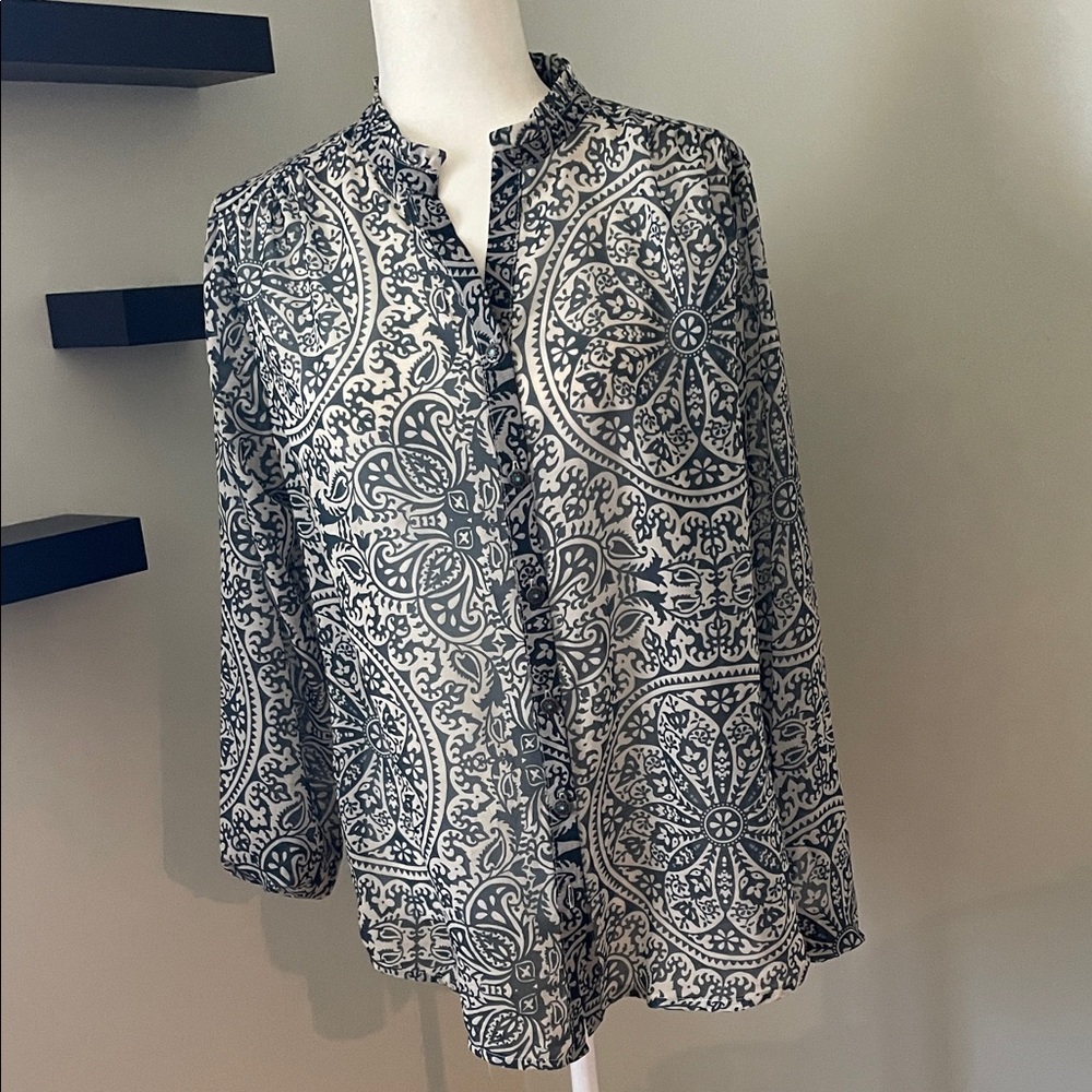 Tasha Polizzi Elegant Blue and White Patterned Women's Top size L,
